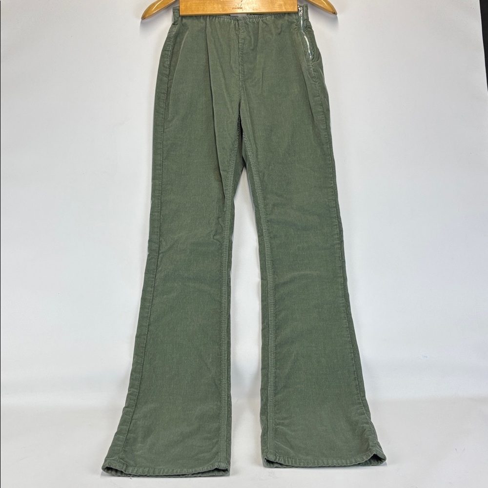 WE THE FREE (FREE PEOPLE) Green Corduroy Pull On Flare Pants Size 26